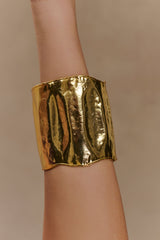 Ilania Textured Bangle - Gold