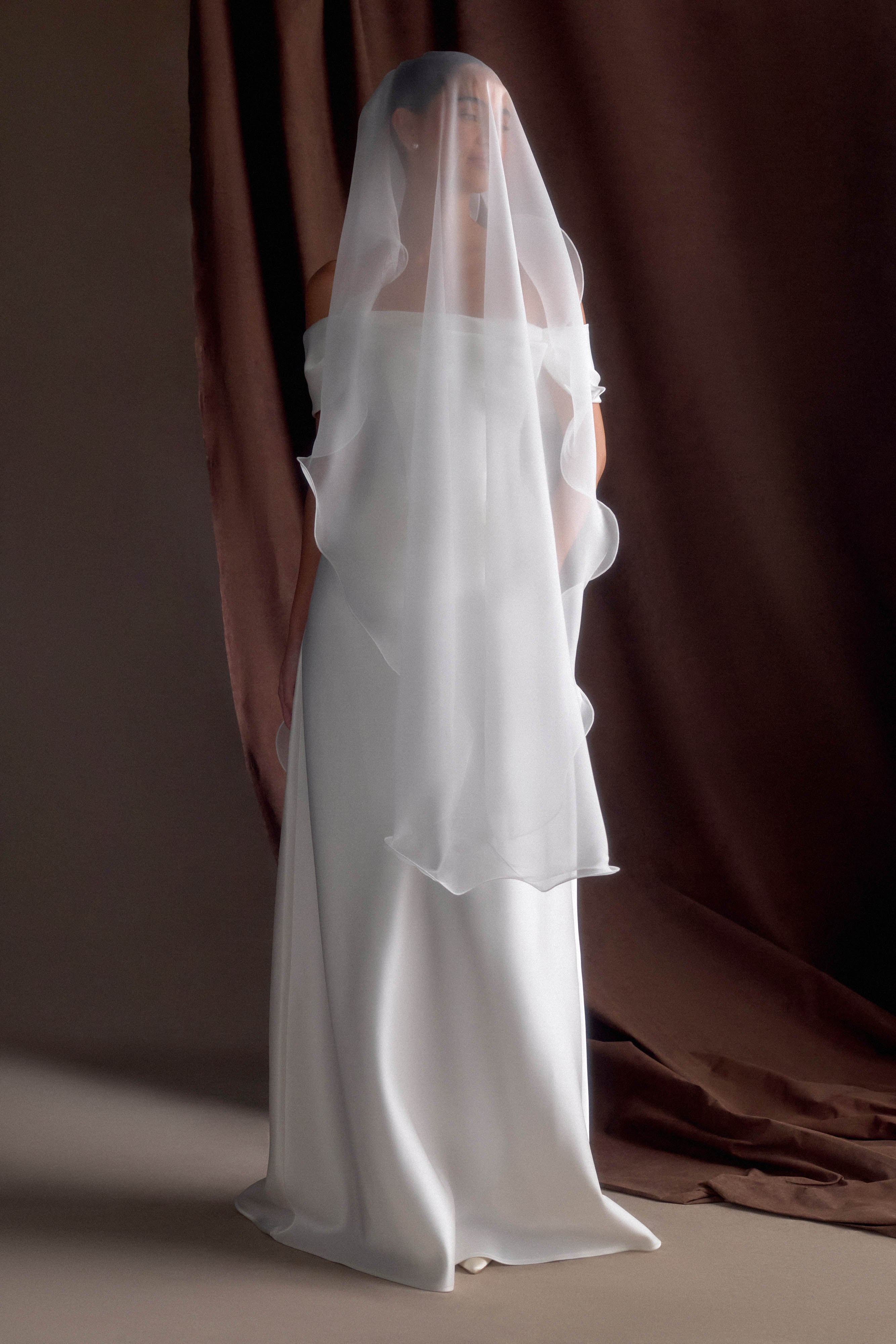 Asteria Draped Chiffon Veil - Ivory